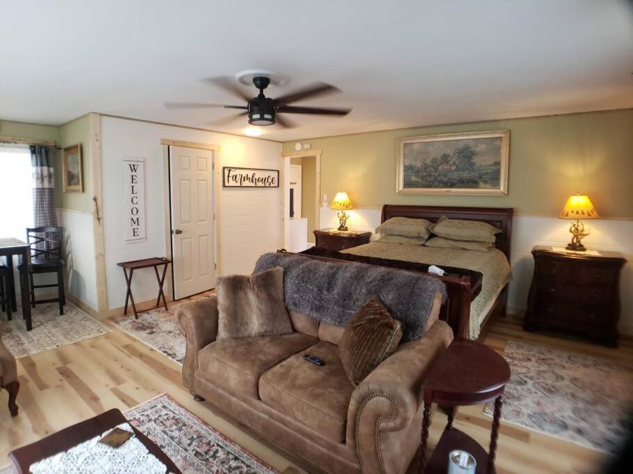 Welcome To Osborne Creek! Apartment